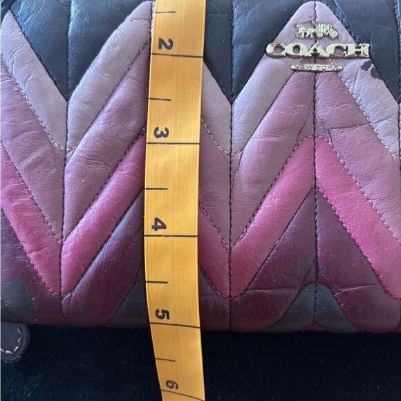 Coach Wallet Quilted handbag I’d coin purse Oxblood ACCORDION ZIP OMBRE F31954) - Picture 2 of 11